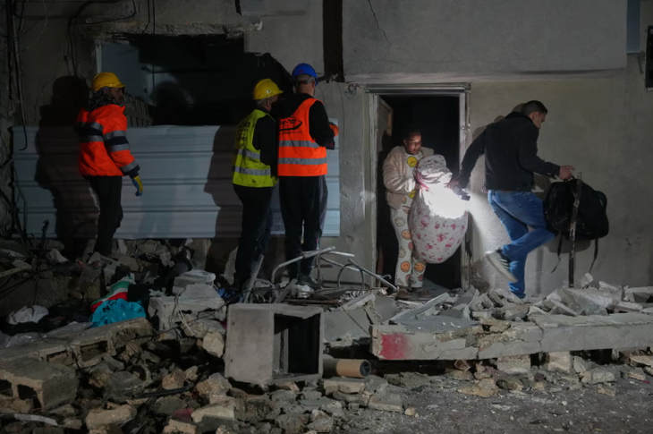 Chiến sự Trung Đông: Houthi tham chiến, phóng tên lửa đạn đạo vào miền Nam Israel - Ảnh 2.