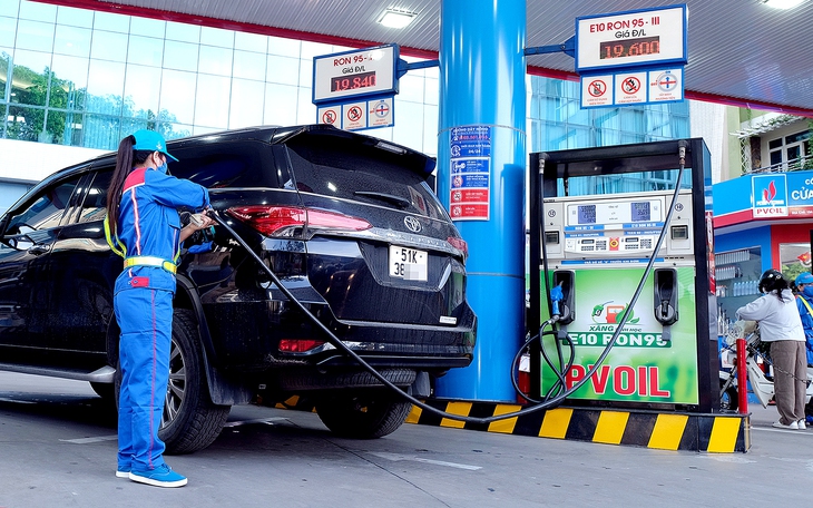 Chi tạm ứng 8.000 tỉ đồng từ nguồn ngân sách cho quỹ bình ổn giá xăng dầu - Ảnh 3.