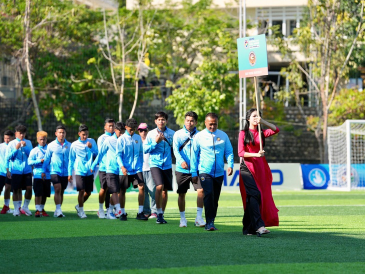 Bí thư thứ nhất Trung ương Đoàn dự lễ khai mạc Giải bóng đá Thanh Niên sinh viên quốc tế - Ảnh 2. Bí thư thứ nhất Trung ương Đoàn dự lễ khai mạc Giải bóng đá Thanh Niên sinh viên quốc tế - Ảnh 2.