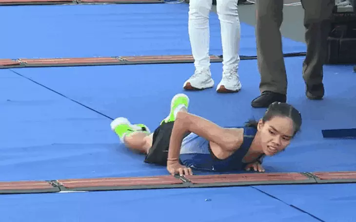 Kiệt sức khi về đích marathon: Ngọc Hoa có phải là cá biệt? - Ảnh 3.