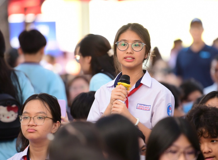 Tuyển sinh lớp 10 TP.HCM 2026: Giữ nguyên quy chế, thi sớm hơn 5 ngày - Ảnh 1. Tuyển sinh lớp 10 TP.HCM 2026: Giữ nguyên quy chế, thi sớm hơn 5 ngày - Ảnh 1.