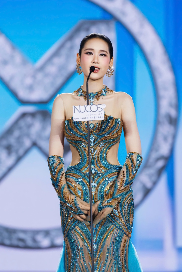 Trao vương miện Miss World Vietnam 2025 lúc nửa đêm - Ảnh 3. Miss World Vietnam - Ảnh 14.