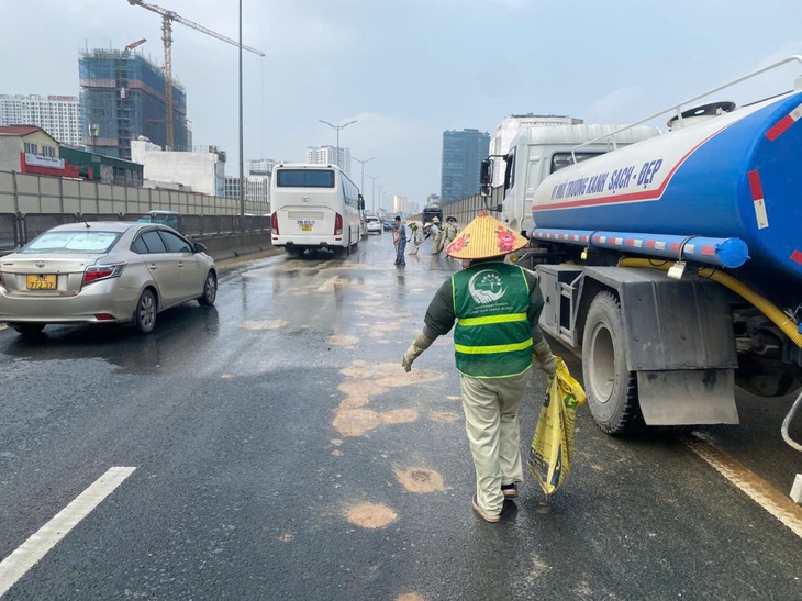 bùn đất - Ảnh 2.