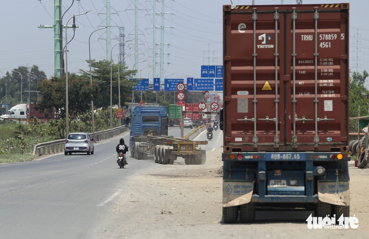 bãi container - Ảnh 9.