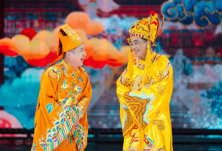 Táo quân ‘trái mùa’, khán giả nói ‘nay mới 29 Tết’ - Ảnh 4.