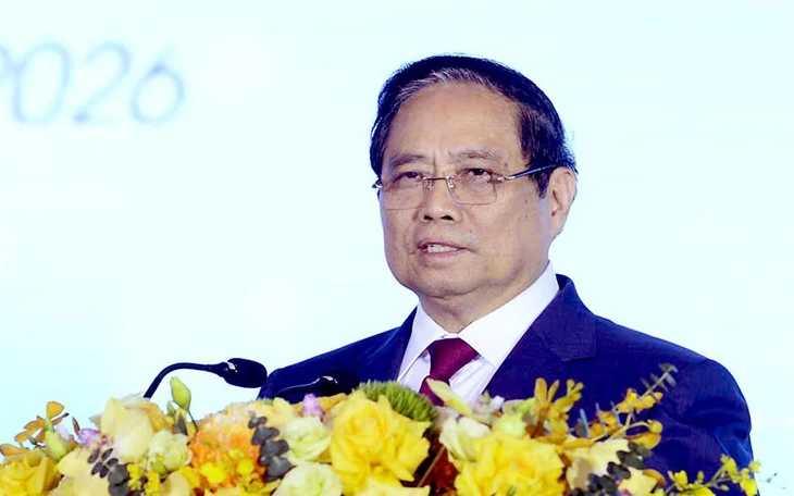 Thủ tướng làm việc tại Lọc hóa dầu Nghi Sơn, khảo sát địa điểm xây dựng kho dự trữ chiến lược - Ảnh 4.