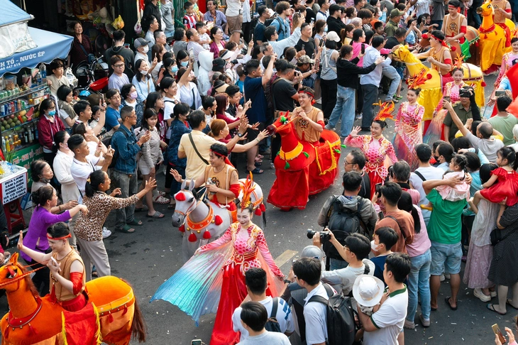 - Ảnh 5. Lễ hội Nguyên tiêu - Ảnh 5.