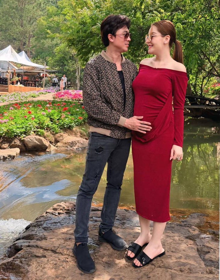 Hồ Việt Trung - Ảnh 2.