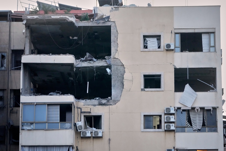 Iran trụ được bao lâu? - Ảnh 1. Iran trụ được bao lâu? - Ảnh 1.