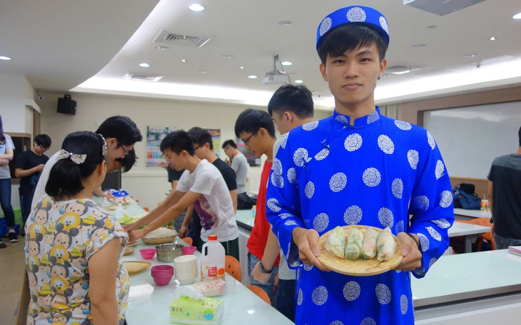 Quy định mới về đánh giá năng lực ngoại ngữ và tiếng Việt - Ảnh 2.