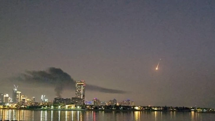 pháo hoa - Ảnh 1.