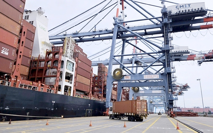 Lô hàng nhập từ Trung Đông trúng tên lửa, PV Gas kích hoạt phương án ứng phó - Ảnh 2.