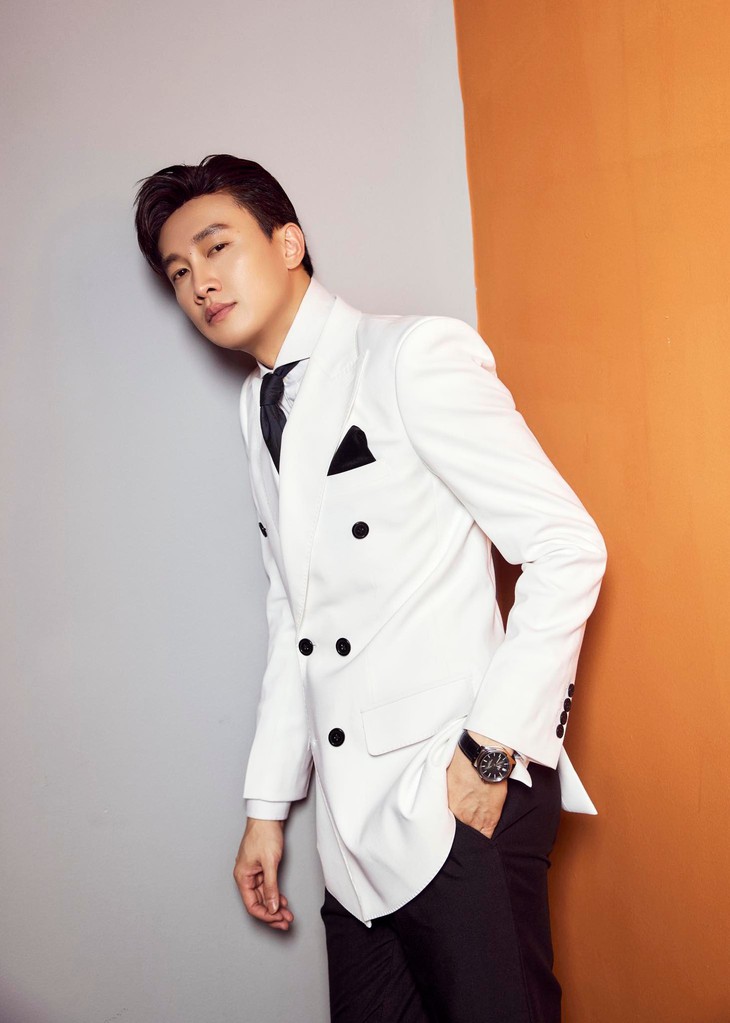 Quốc Trường thanh minh vụ lộ mặt đầy thâm mụn: Tại cây đèn 'chiếu yêu'  - Ảnh 5.