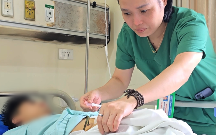 Bệnh viện Nhân dân 115 ghép thận lần 3 thành công cho một bệnh nhân - Ảnh 2.
