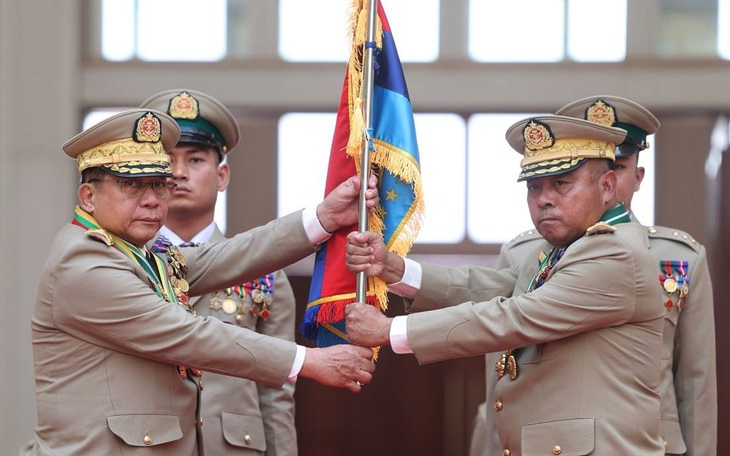 Thống tướng Min Aung Hlaing đắc cử Tổng thống Myanmar - Ảnh 2.