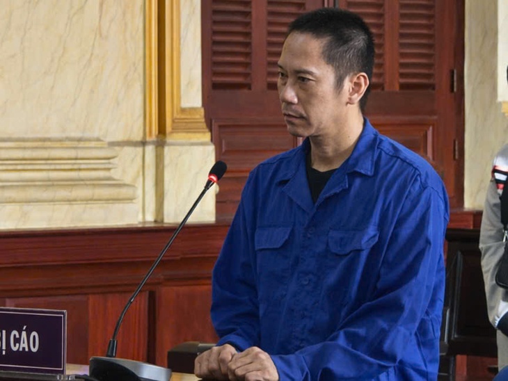 - Ảnh 1. Xâm hại con riêng của vợ hờ, gã đàn ông lãnh 18 năm tù - Ảnh 1.