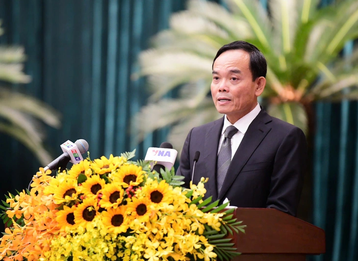 Bí thư Trần Lưu Quang mong đại biểu HĐND TP.HCM đeo đuổi đến cùng giải quyết kiến nghị của dân - Ảnh 1.