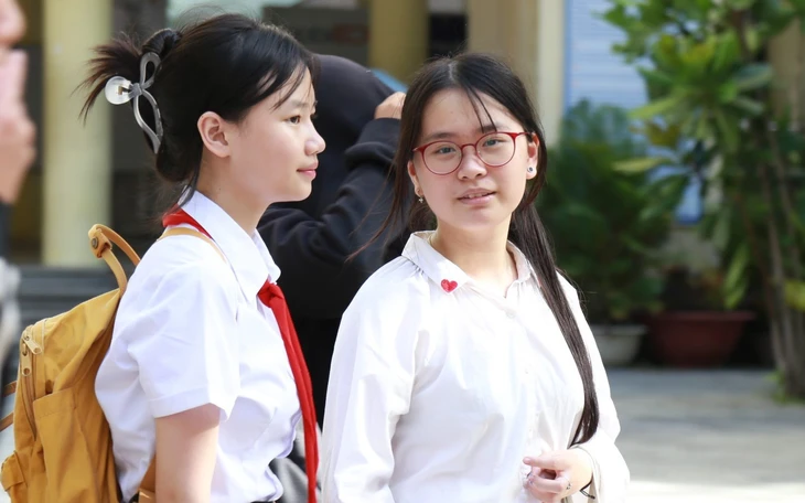 Đề văn thi vào lớp 10 Đà Nẵng vừa sức nhưng không dễ lấy điểm 9 - Ảnh 11.