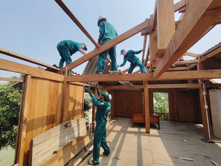 Chuyên gia lý giải nguyên nhân dông lốc, mưa đá ở Hà Nội và nhiều tỉnh miền Bắc - Ảnh 2.