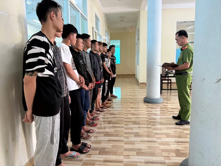 truy đuổi - Ảnh 2.