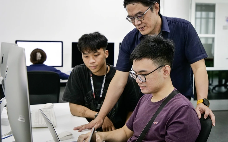 Từ nước mắt World Cup đến giải sáng tạo danh giá thế giới của sinh viên RMIT - Ảnh 5.