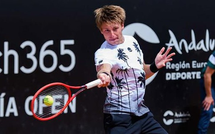 Adama Traore bị West Ham cấm tập tạ vì quá… vạm vỡ - Ảnh 3.