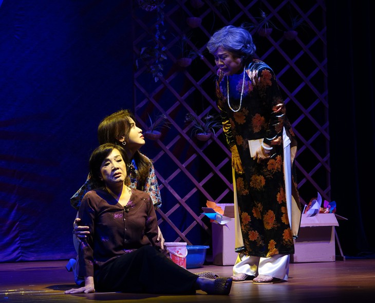 ngày 8-3 - Ảnh 2.