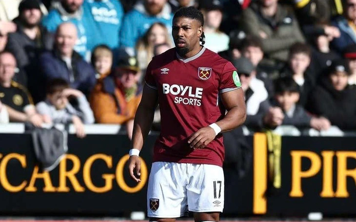 Ronaldo vẫn ở Saudi Arabia giữa tin đồn rời Trung Đông - Ảnh 3.