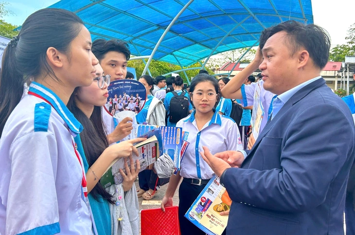 xét tuyển - Ảnh 1.