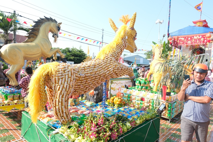 Dù ai mua bán bộn bề, Làm Chay mười sáu nhớ về Tầm Vu - Ảnh 3.