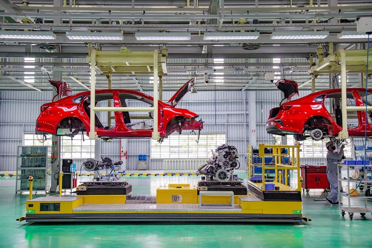 Làm xe riêng không phải canh bạc với THACO: Cái gì cũng đã sẵn, chỉ còn một điểm cần giải quyết- Ảnh 2. THACO - Ảnh 2.