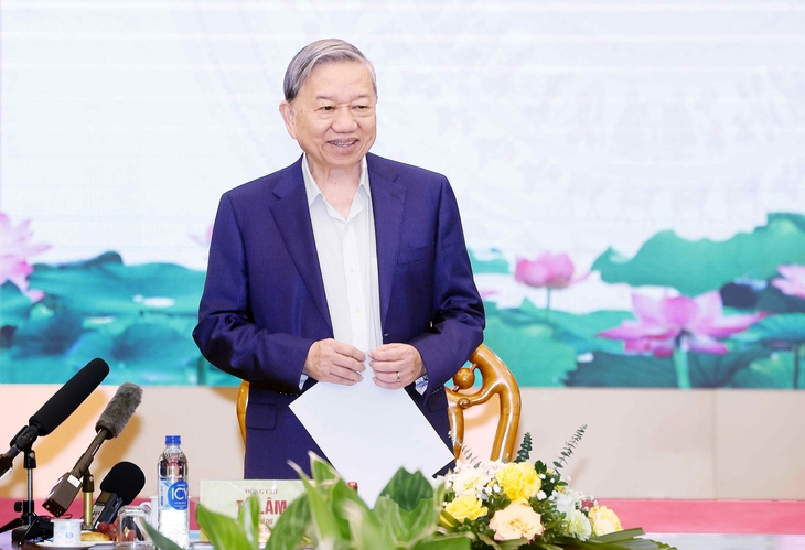 Tổng Bí thư Tô Lâm: Chính trị, tư tưởng và văn hóa tạo ra nội lực tinh thần để dân tộc đi xa - Ảnh 1.