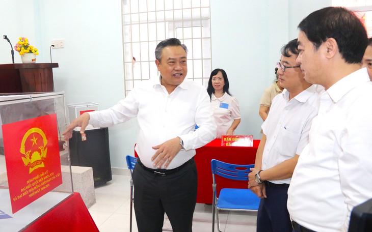 Phó Chủ tịch Quốc hội Trần Quang Phương kiểm tra đảm bảo an ninh trật tự bầu cử tại Cần Thơ - Ảnh 3.