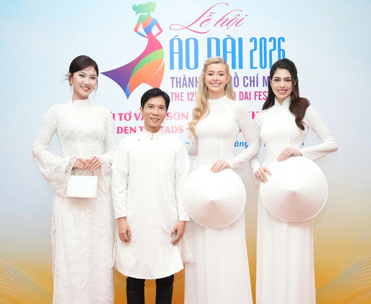 Lễ hội Áo dài - Ảnh 4.