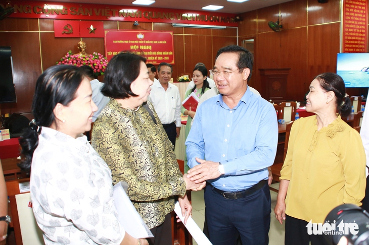 Chủ tịch UBND TP.HCM - Ảnh 2.