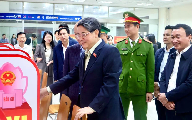 Phó Chủ tịch Quốc hội kiểm tra công tác bầu cử tại An Giang - Ảnh 2.