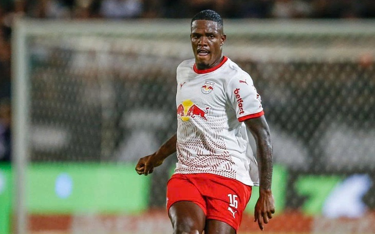 Kylian Mbappe chi tiền cải tạo trường học quê cha ở châu Phi - Ảnh 5.