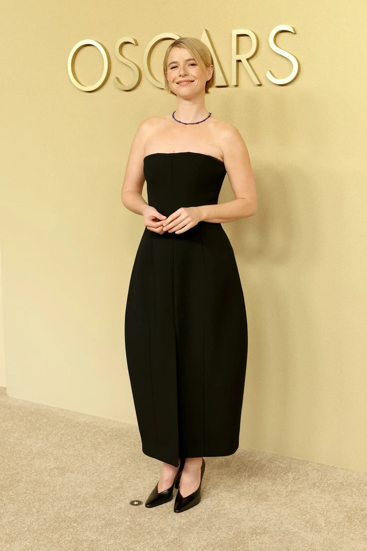 Jessie Buckley - Ảnh 5.