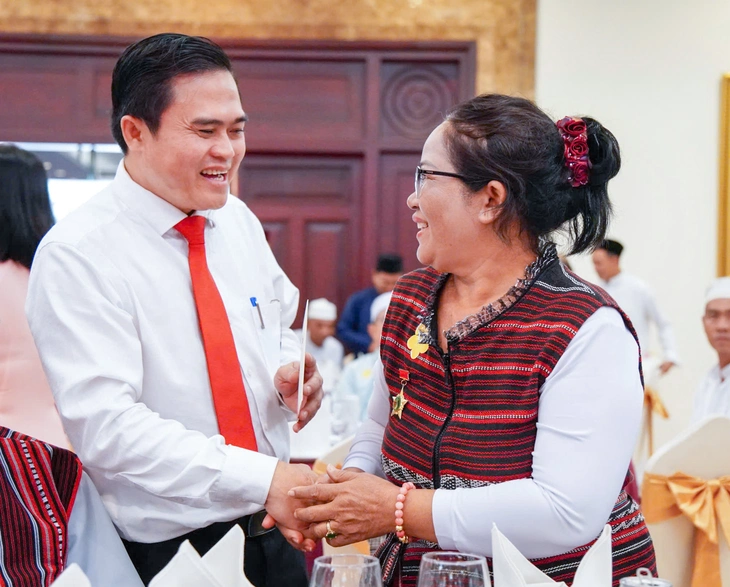 dân tộc thiểu số - Ảnh 4.