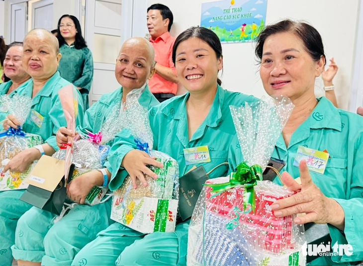 Những nữ 'chiến binh K' rạng rỡ nụ cười trước thềm 8-3, truyền động lực vượt qua bệnh tật - Ảnh 4.