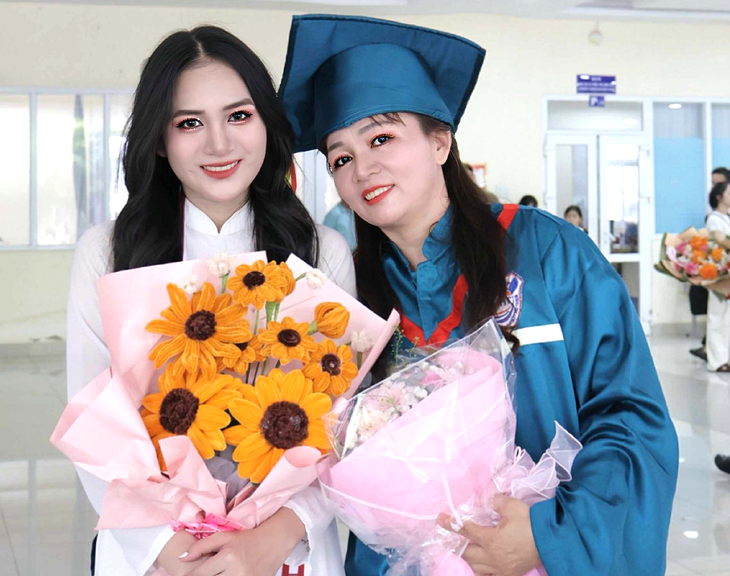 yêu mẹ - Ảnh 2.