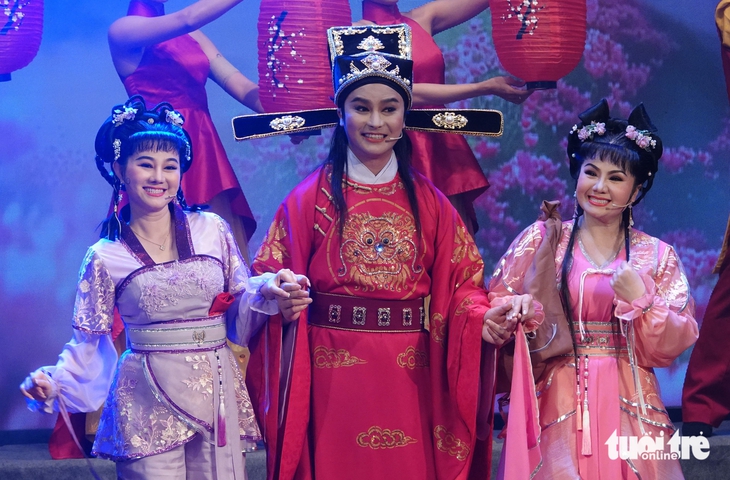 Tú Sương - Ảnh 2.