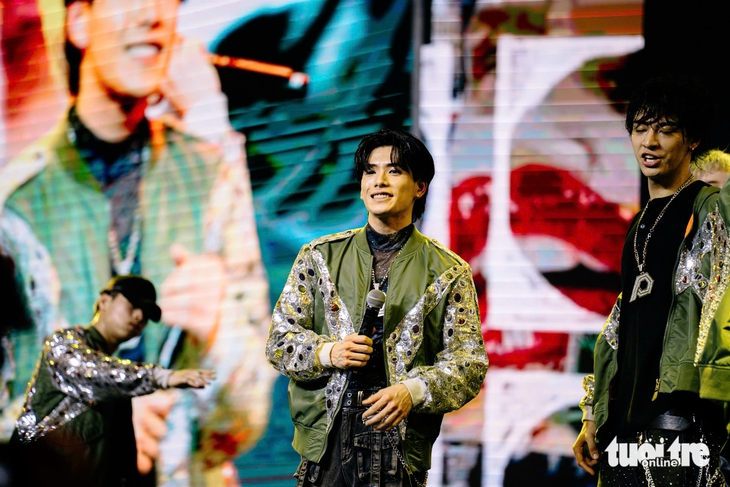 Đông Nhi - Ảnh 2.