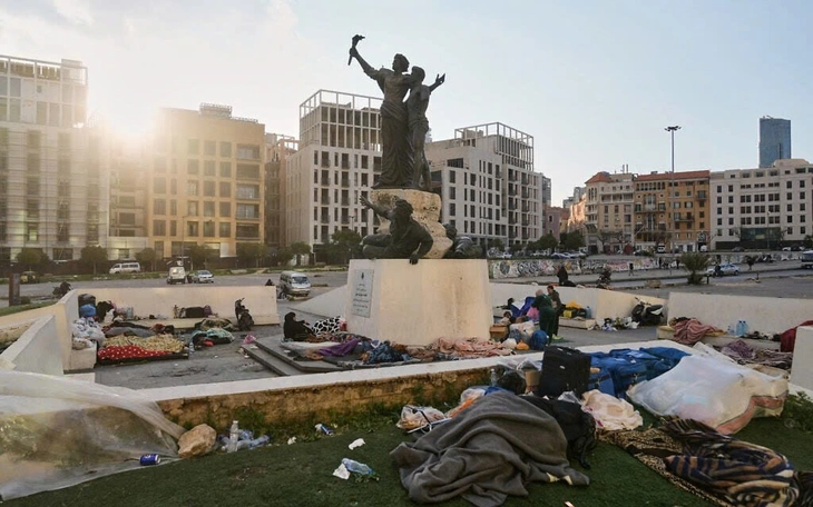 Iran 'nói lại' tuyên bố 'ngừng tấn công láng giềng' của Tổng thống; Ông Trump dọa 'đánh rất mạnh' - Ảnh 3.