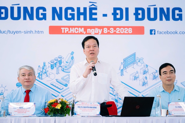 Bộ Giáo dục và Đào tạo: Ngưỡng xét tuyển 15 điểm không phải rào cản với thí sinh - Ảnh 2.