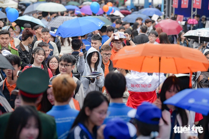 ‘Em xinh’ DANMY mang bản rap mới toanh đến Ngày hội tư vấn tuyển sinh 2026 - Ảnh 2.