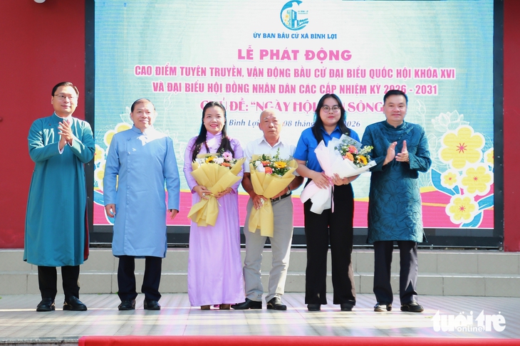 Cử tri Bình Lợi kỳ vọng đại biểu gần dân, phản ánh nguyện vọng của dân - Ảnh 2.