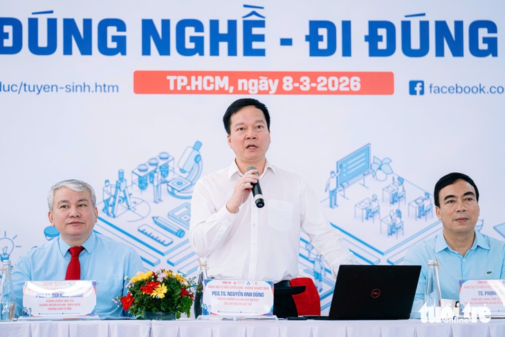 Bộ Giáo dục và Đào tạo: Ngưỡng xét tuyển 15 điểm không phải rào cản với thí sinh - Ảnh 2.