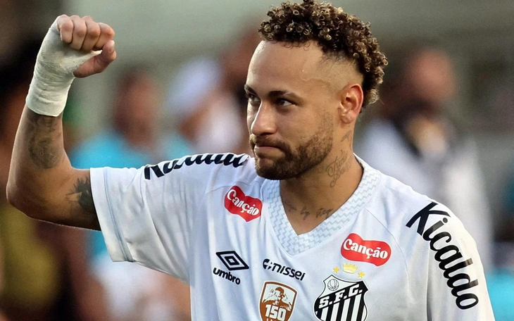 CLB Almeria bùng nổ trên mạng xã hội nhờ Ronaldo - Ảnh 2.