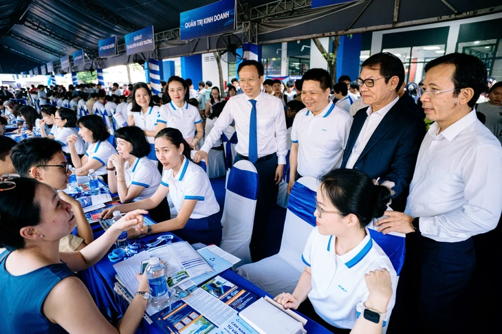 tuyển sinh - Ảnh 13.